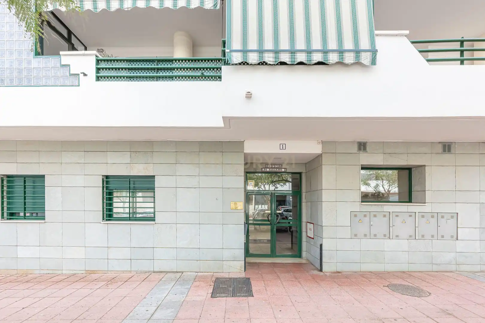 Exterior view of Apartments for sale in Estepona  with Air Conditioner and Washing machine