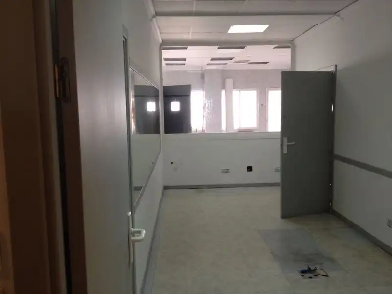 Business premises to rent in Calle de Calatrava, imagen 22