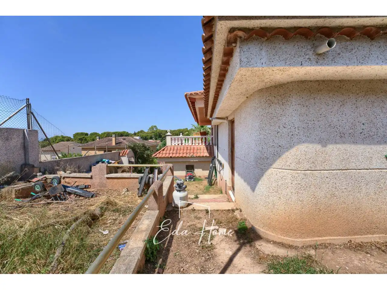 Exterior view of Houses for sale in Cunit  with Private garden, Terrace and Furnished