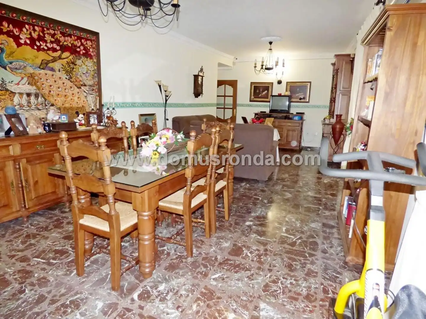 Menjador de Dúplex en venda en Ronda amb Terrassa, Traster i Balcó