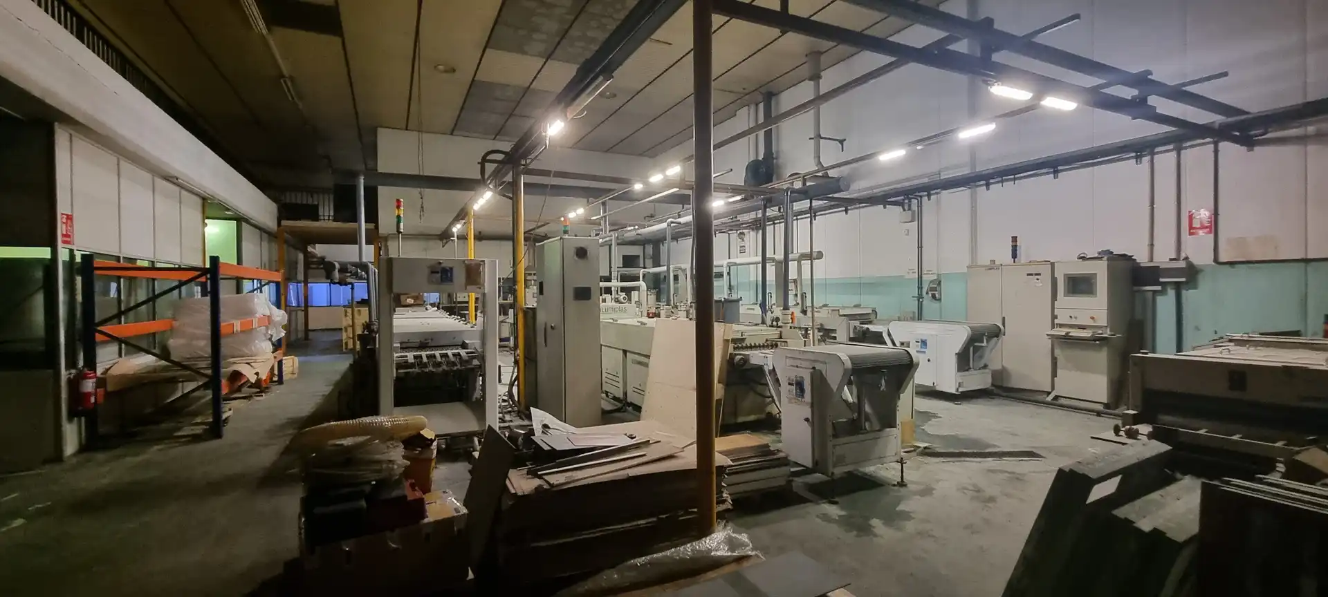 Nau industrial en venda en Terrassa