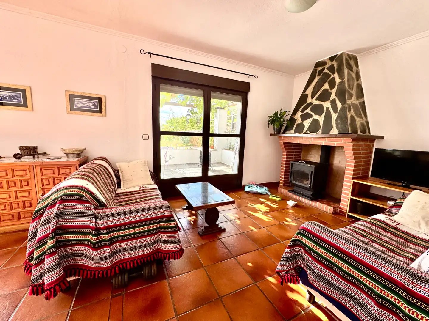 Sala de estar de Casa o chalet en venta en Bérchules con Calefacción, Jardín privado y Terraza