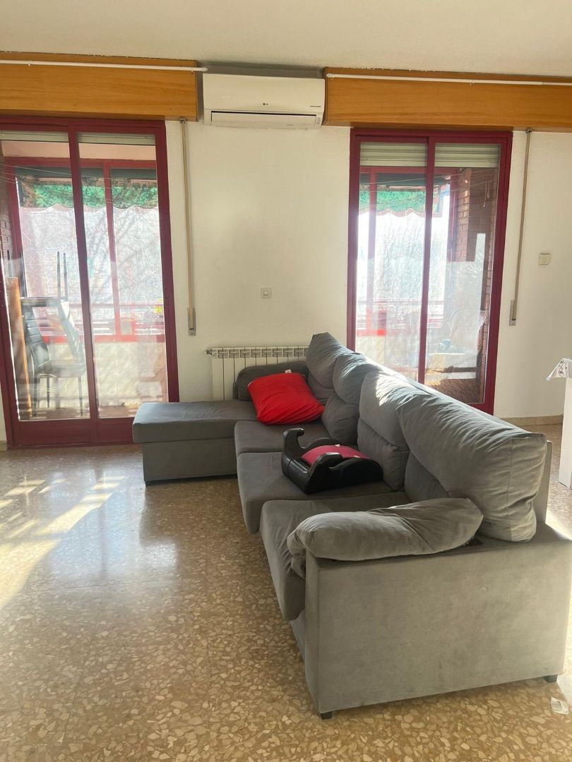 Living room of Flat for sale in  Madrid Capital  with Air Conditioner, Heating and Terrace