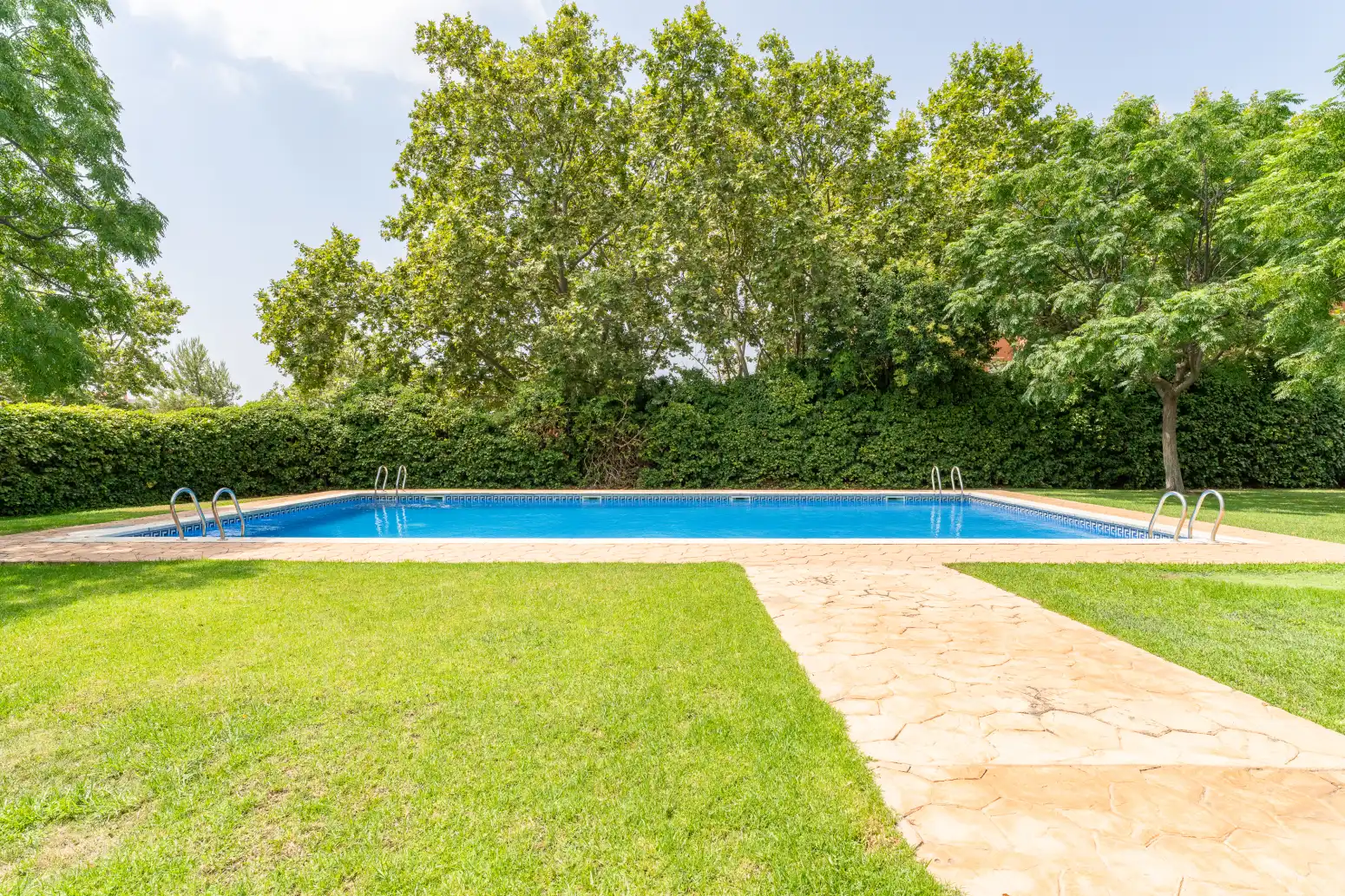 Piscina de Pis en venda en Reus amb Aire condicionat, Calefacció i Jardí privat