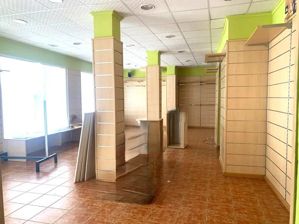 Local comercial de lloguer a La Roda, imagen 9