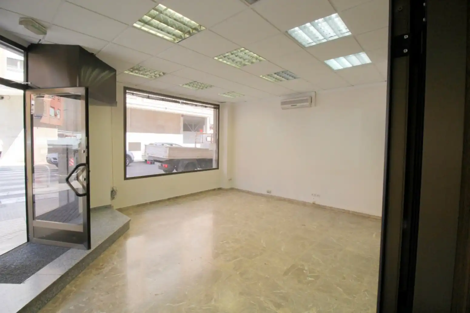 Geschaftsraum zur Miete in Vila-real
