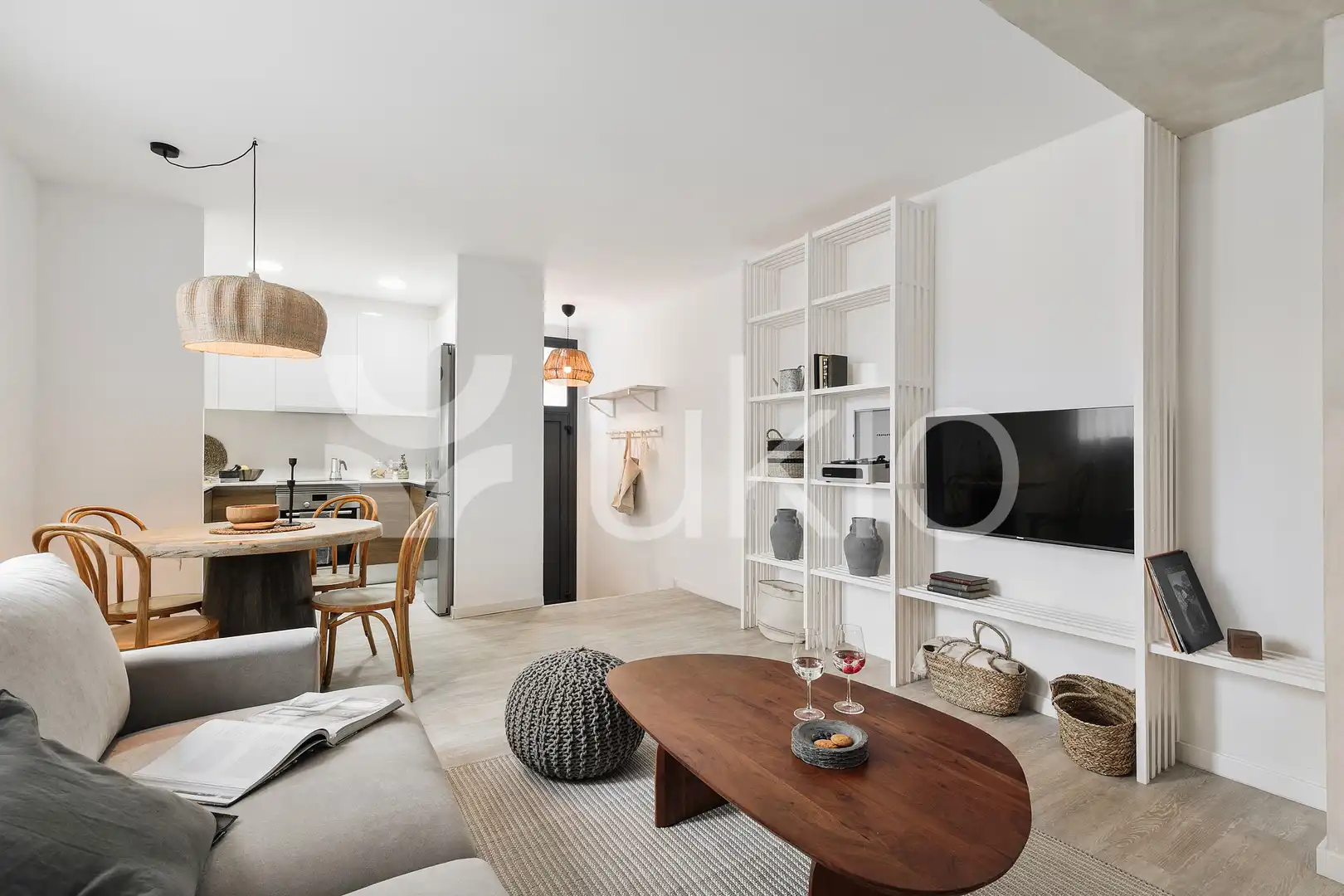 Sala de estar de Apartamento de alquiler en Barcelona con Aire acondicionado, Calefacción y Amueblado
