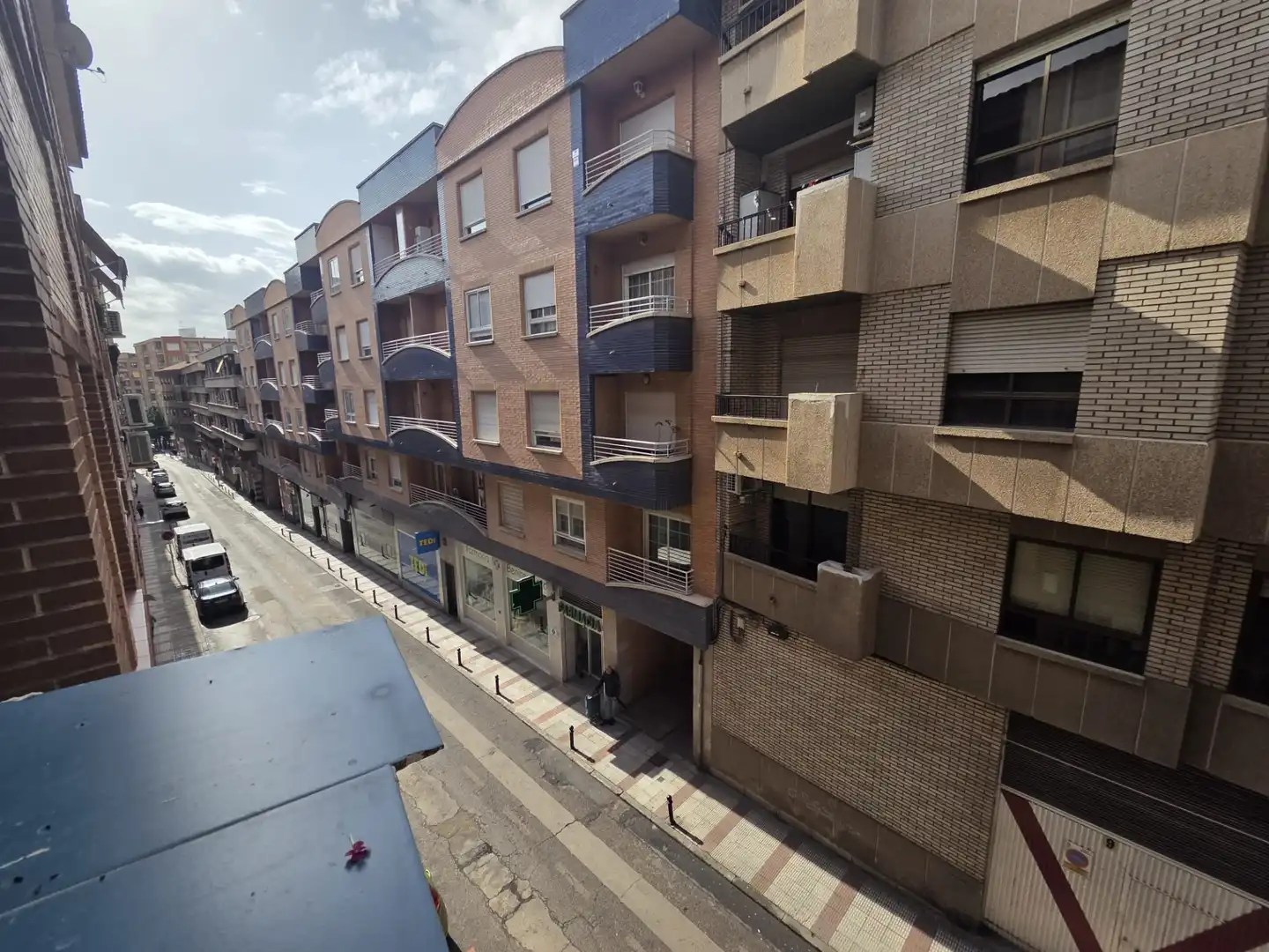 Vista exterior de Pis en venda en Puertollano amb Calefacció i Terrassa