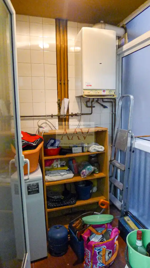 Wohnung zum Verkauf in Cerdanyola del Vallès mit Klimaanlage, Heizung und Balkon