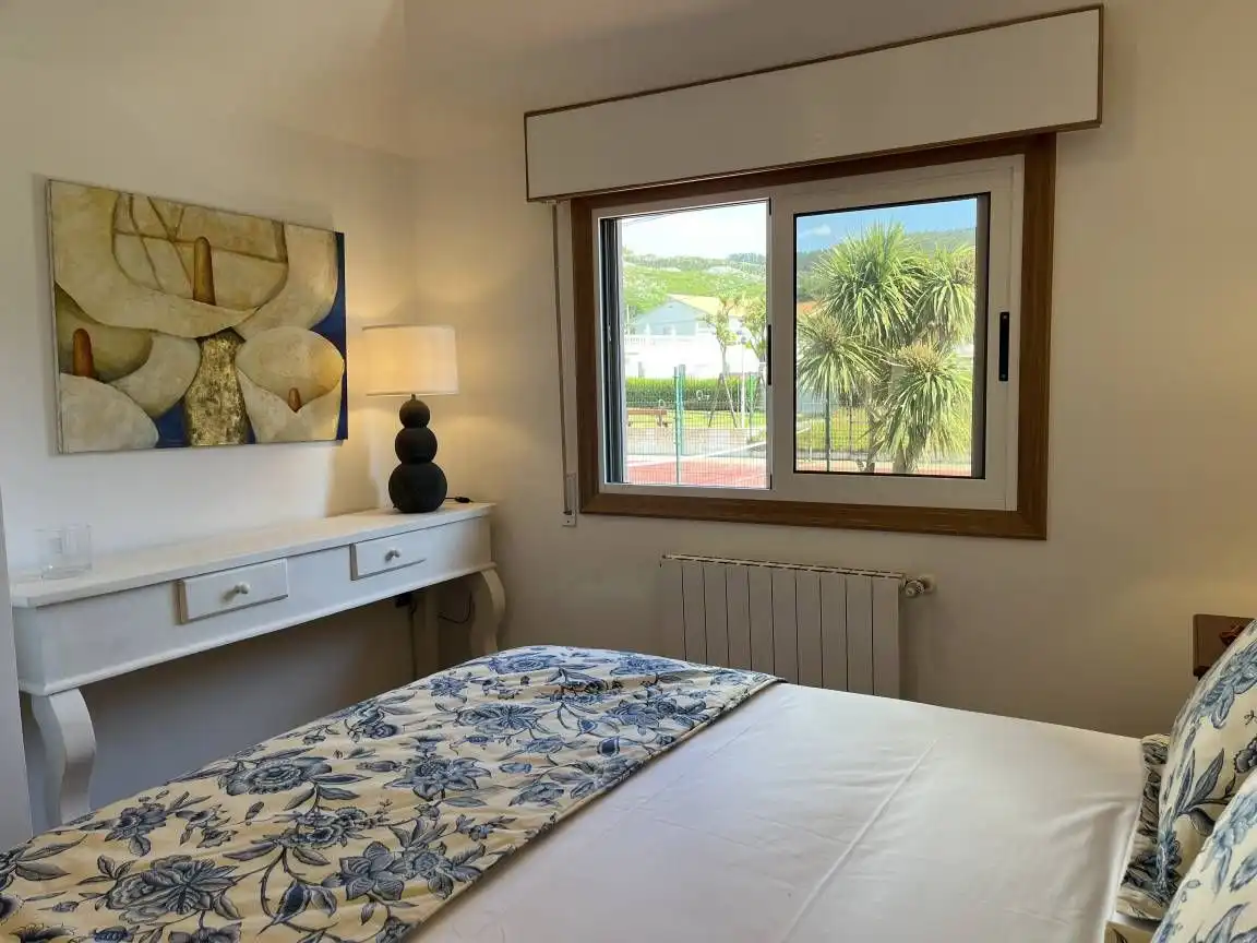 Habitación de Finca rústica de alquiler en Baiona con Jardín privado, Terraza y Piscina