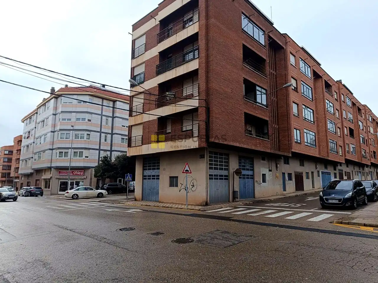 Vista exterior de Piso en venta en Arnedo con Calefacción, Terraza y Trastero