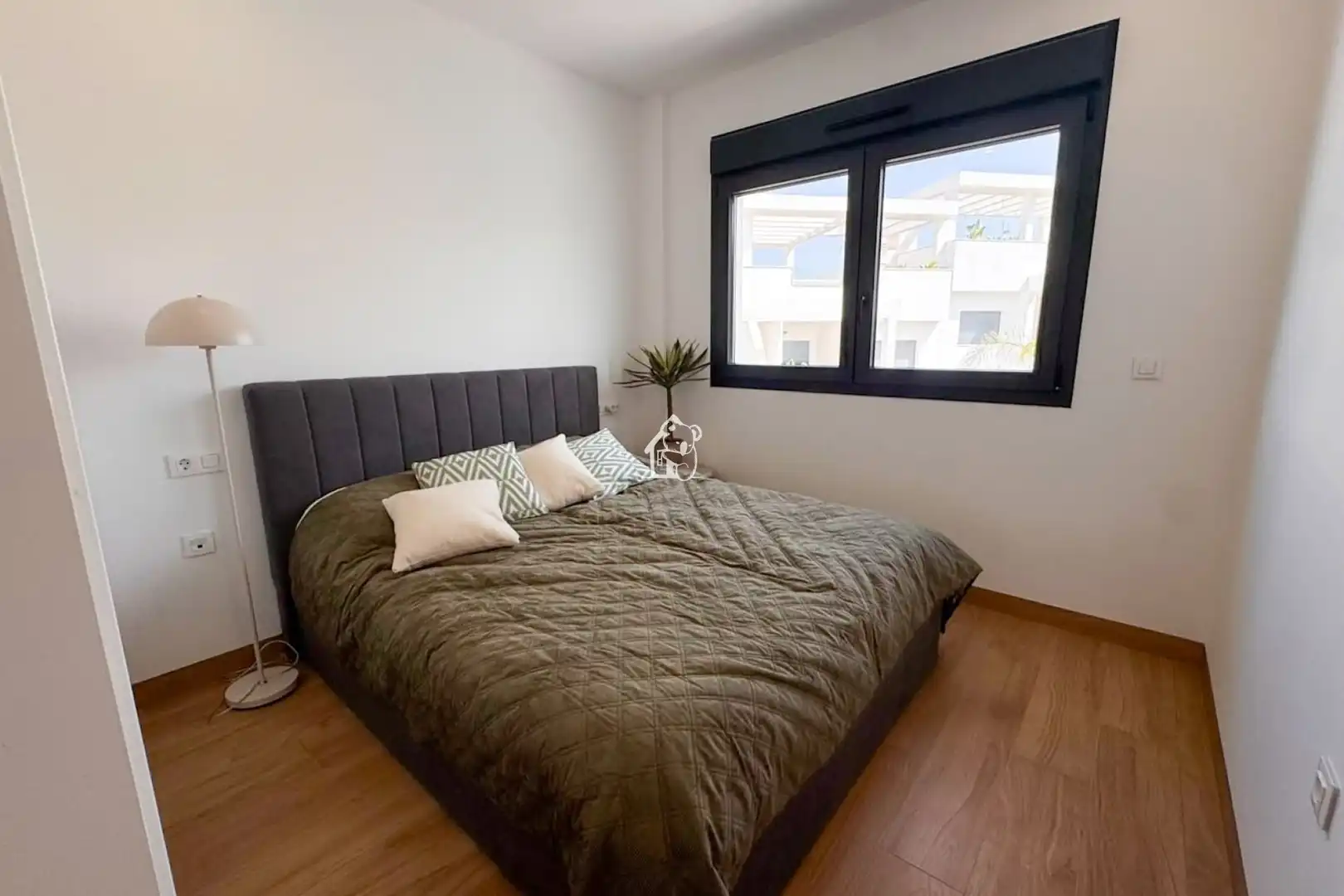 Bedroom of Apartments for rent in Torrevieja  with Air Conditioner, Terrace and Swimming Pool