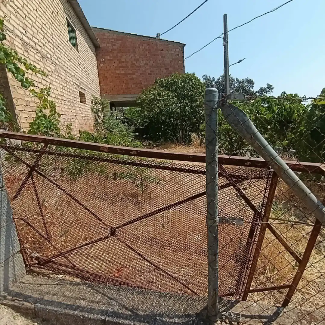 Finca rústica en venta en Iznájar con Aire acondicionado, Calefacción y Jardín privado
