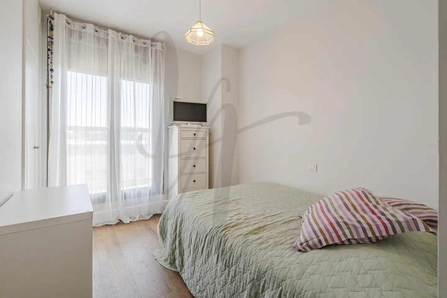 Habitación de Ático en venta en San Sebastián de los Reyes con Aire acondicionado, Calefacción y Terraza