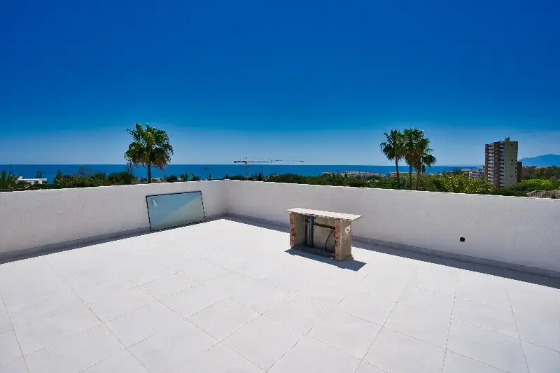Chalet con piscina en venta en Elviria - Cabopino, imagen 21