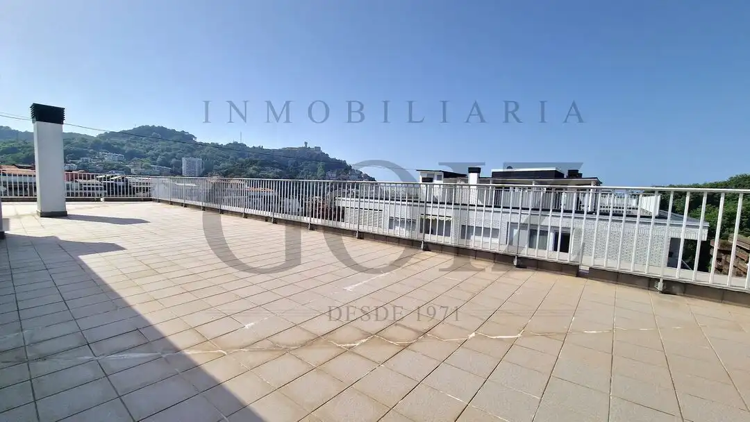 Flat with terrace for sale in Antiguo, imagen 33