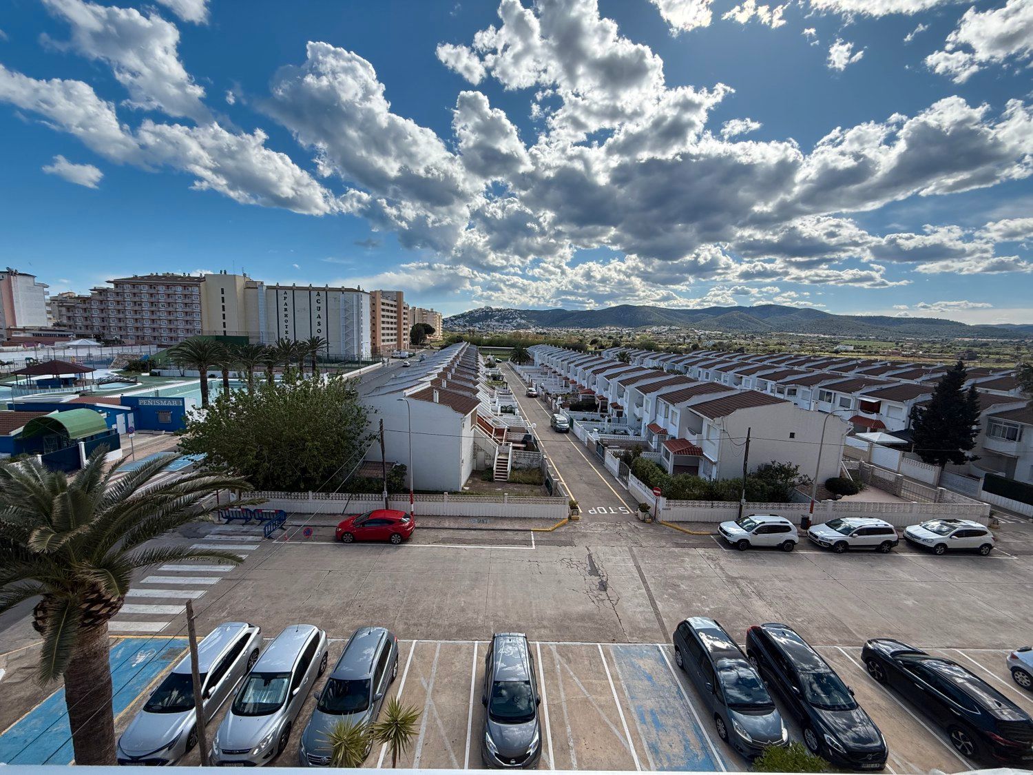 Vista exterior de Estudi en venda en Peñíscola / Peníscola amb Calefacció, Terrassa i Moblat