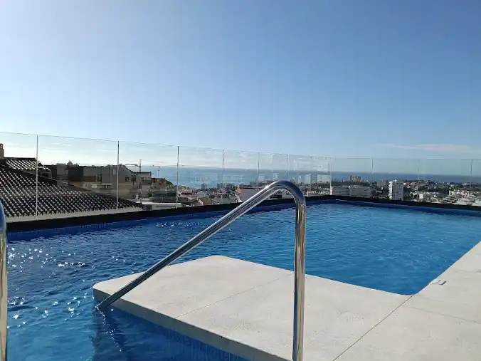 Swimming pool of Flat for sale in Benalmádena  with Air Conditioner, Heating and Community pool