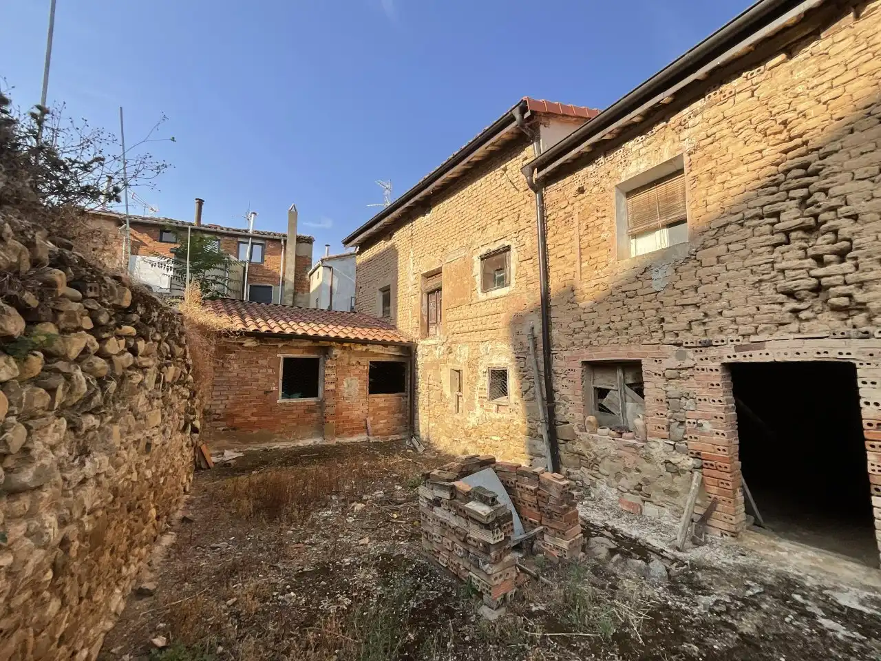 Vista exterior de Casa o xalet en venda en Hervías