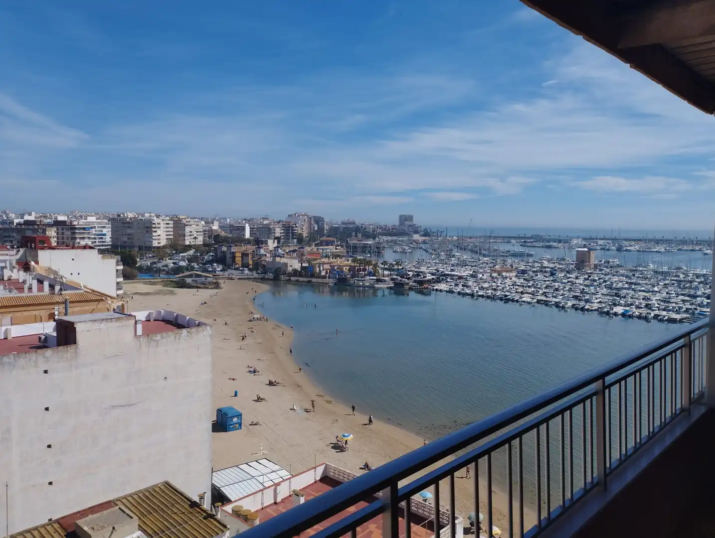 Dormitori de Pis en venda en Torrevieja amb Terrassa, Moblat i Forn