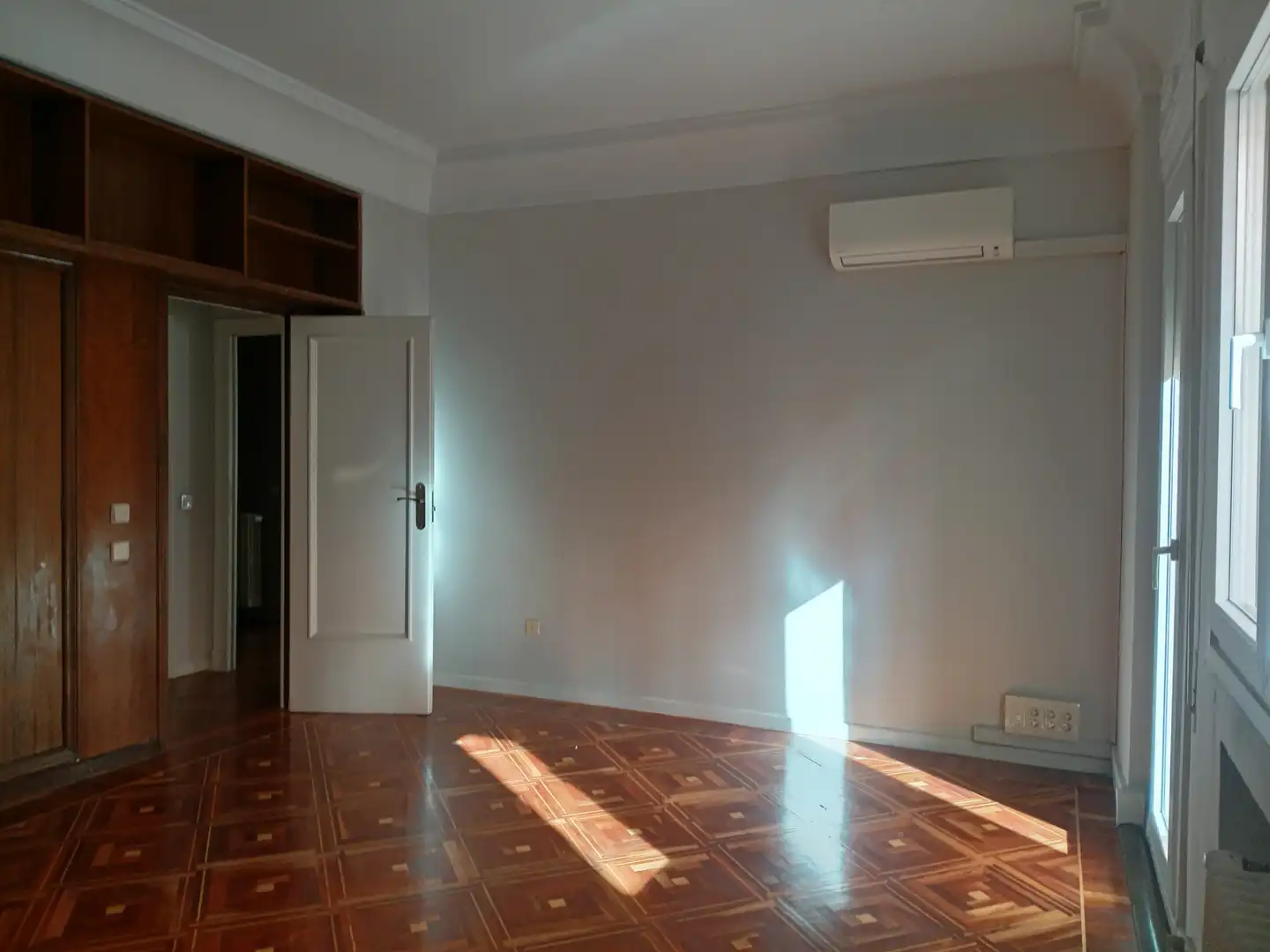 Habitación de Oficina de alquiler en Madrid con Aire acondicionado, Calefacción y Terraza
