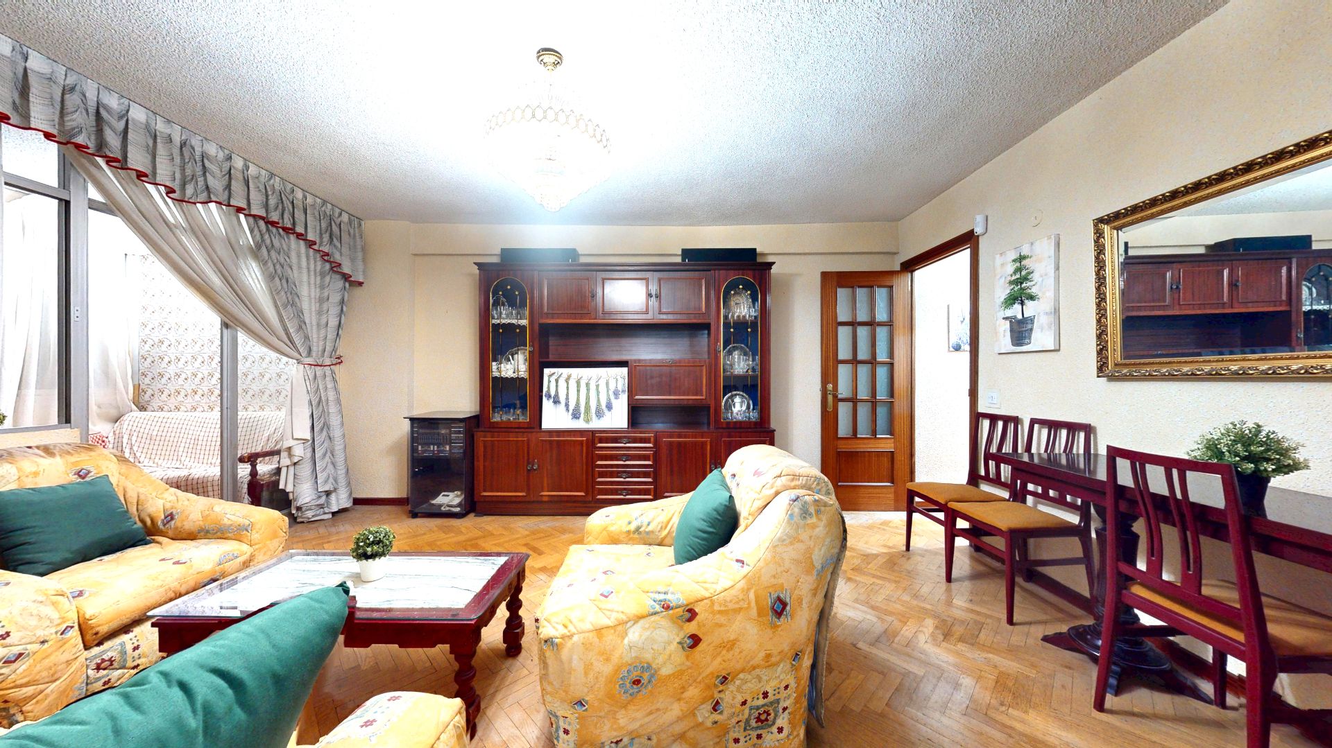 Sala de estar de Piso en venta en Leganés con Calefacción, Parquet y Terraza