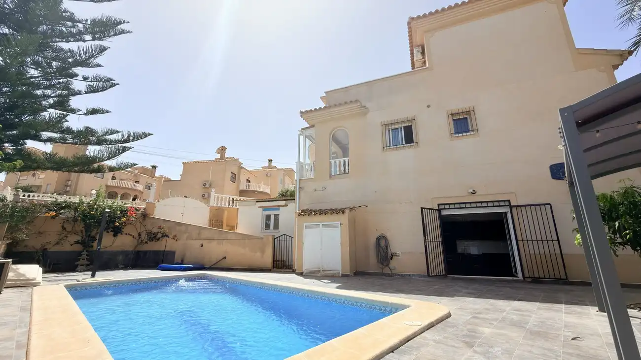 Casa amb piscina en venda a San Miguel de Salinas, imagen 48