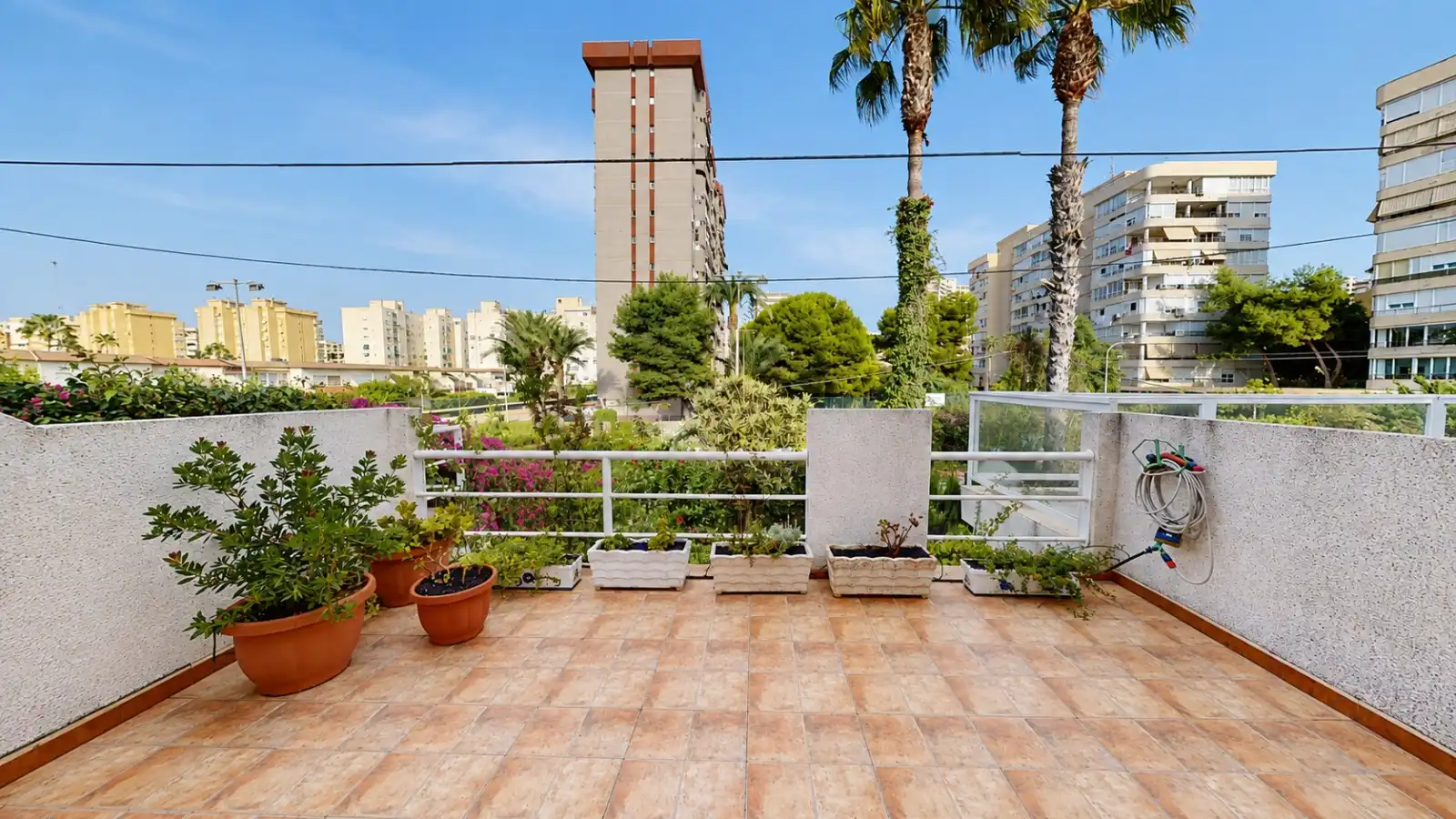 Terrassa de Casa o xalet en venda en Alicante / Alacant amb Aire condicionat, Calefacció i Terrassa