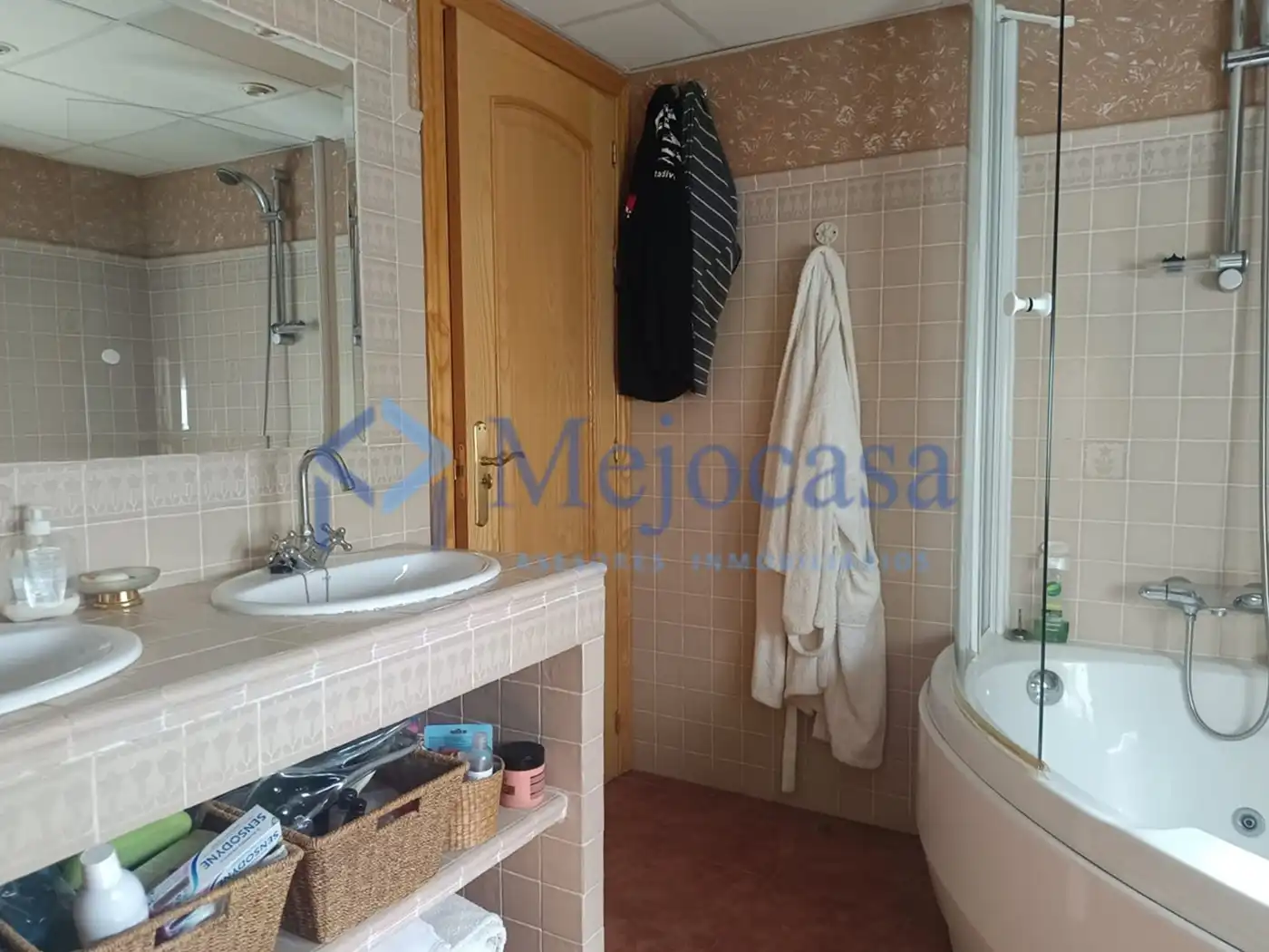 Bany de Casa o xalet en venda en Valdemoro amb Aire condicionat, Calefacció i Jardí privat