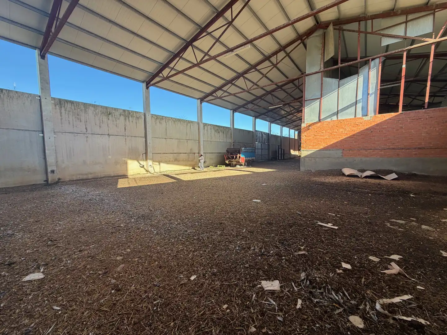 Vista exterior de Local en venta en Pobladura de Valderaduey