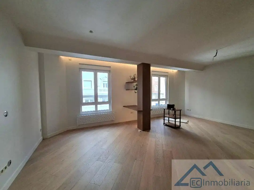 Sala de estar de Piso en venta en Santander con Calefacción y Trastero