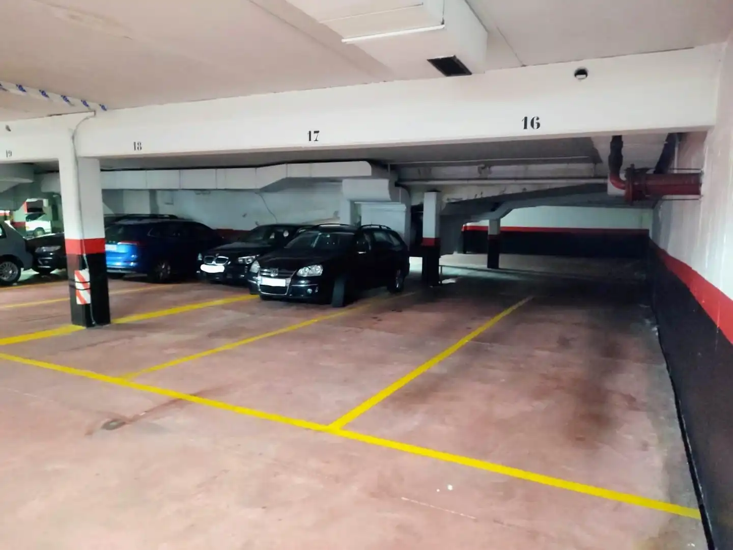 Parcheggio in affitto a Someso - Matogrande