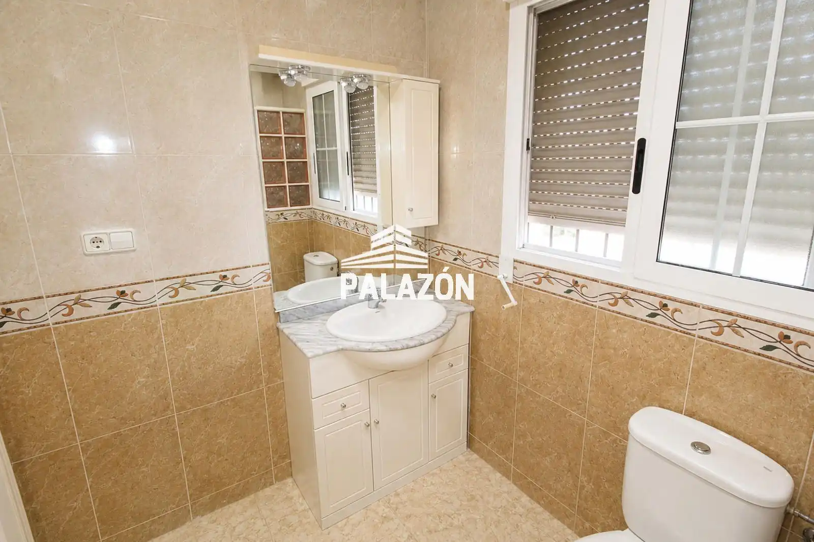 Baño de Casa o chalet de alquiler en Catral con Piscina y Amueblado