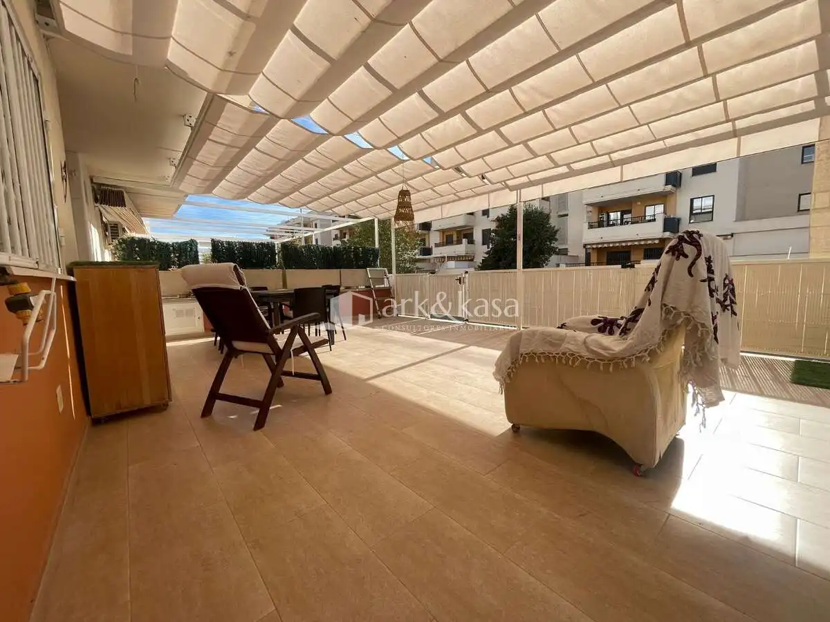 Terrassa de Apartament de lloguer en Almenara, Castellón