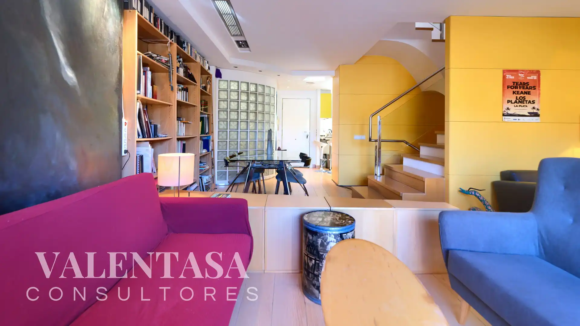 Exterior view of Detached homes for sale in Chiva  with Air Conditioner, Private garden and Terrace