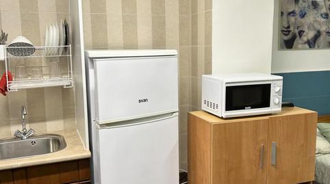 Foto 4 de Estudi de lloguer a Collblanc, Barcelona