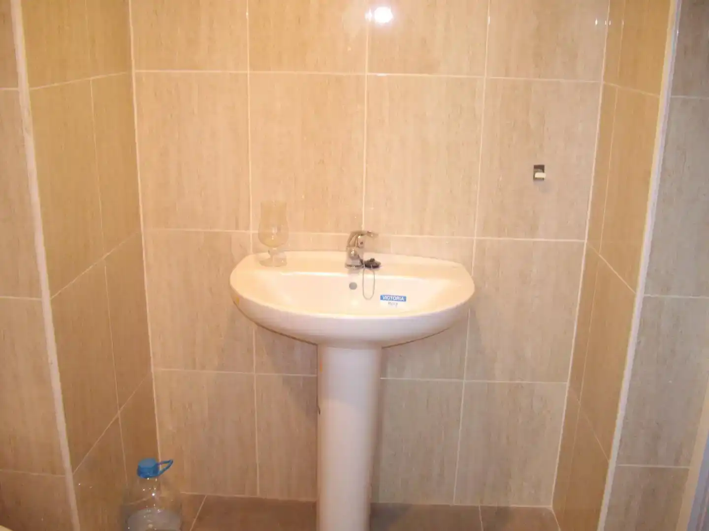 Bathroom of Commercial properties for rent in Villena  with Air Conditioner