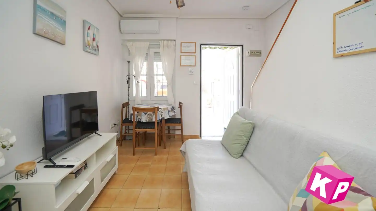 Dormitori de Casa o xalet en venda en Santa Pola amb Aire condicionat, Terrassa i Moblat