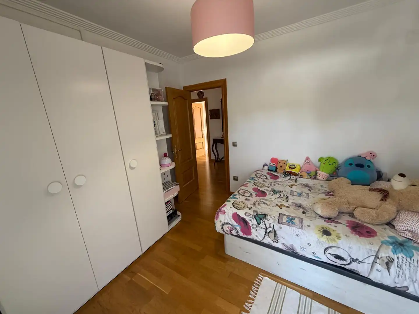 Dormitori de Casa adosada en venda en Ávila amb Calefacció i Jardí privat