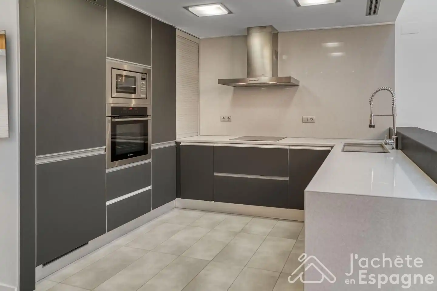Casa con terraza en venta en calle Vinaros, imagen 7