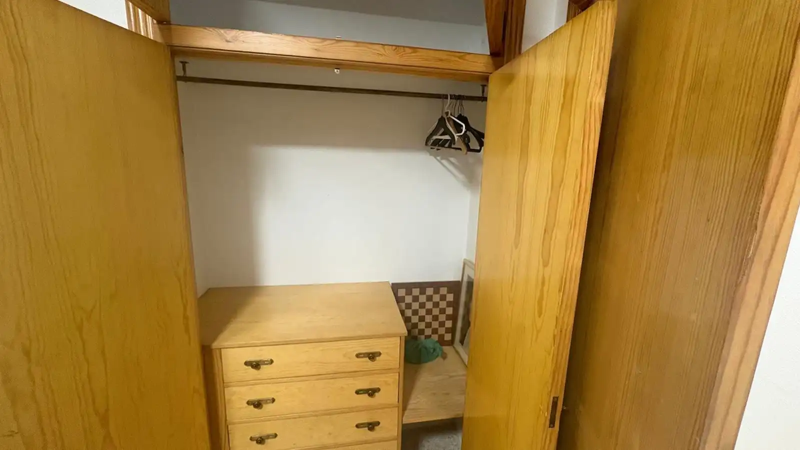 Flat for rent in Calle CORREDERA, Almansa