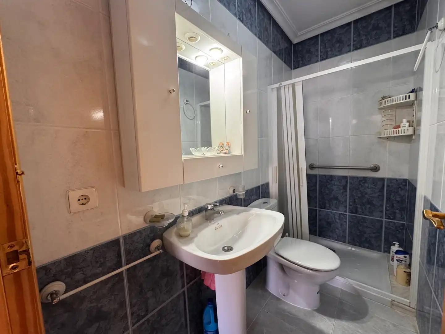 Baño de Piso en venta en Cehegín con Aire acondicionado, Calefacción y Terraza