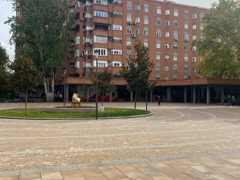 Local de lloguer a Tres Cantos, Madrid