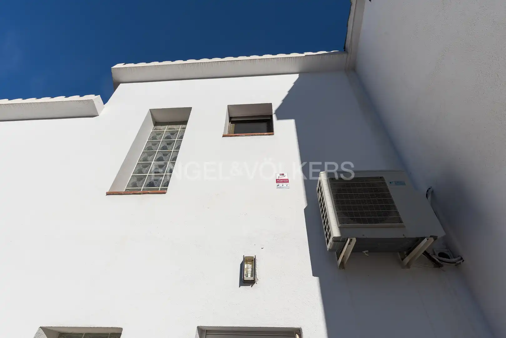 Exterior view of Houses for rent in Castelldefels  with Air Conditioner, Heating and Private garden