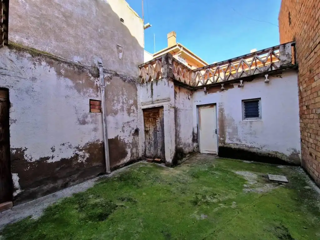 Exterior view of Houses for sale in Binéfar  with Terrace, Storage room and Balcony