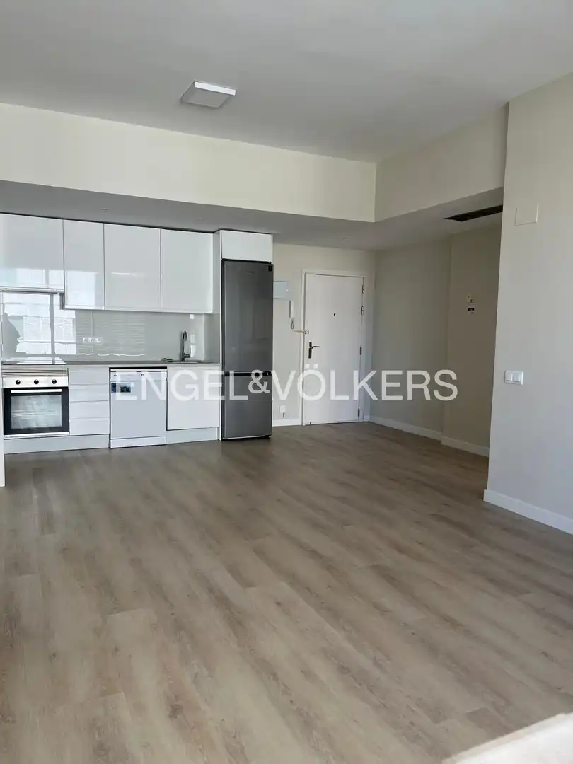 Kitchen of Flat for rent in Madrid  with Air Conditioner, Heating and Terrace
