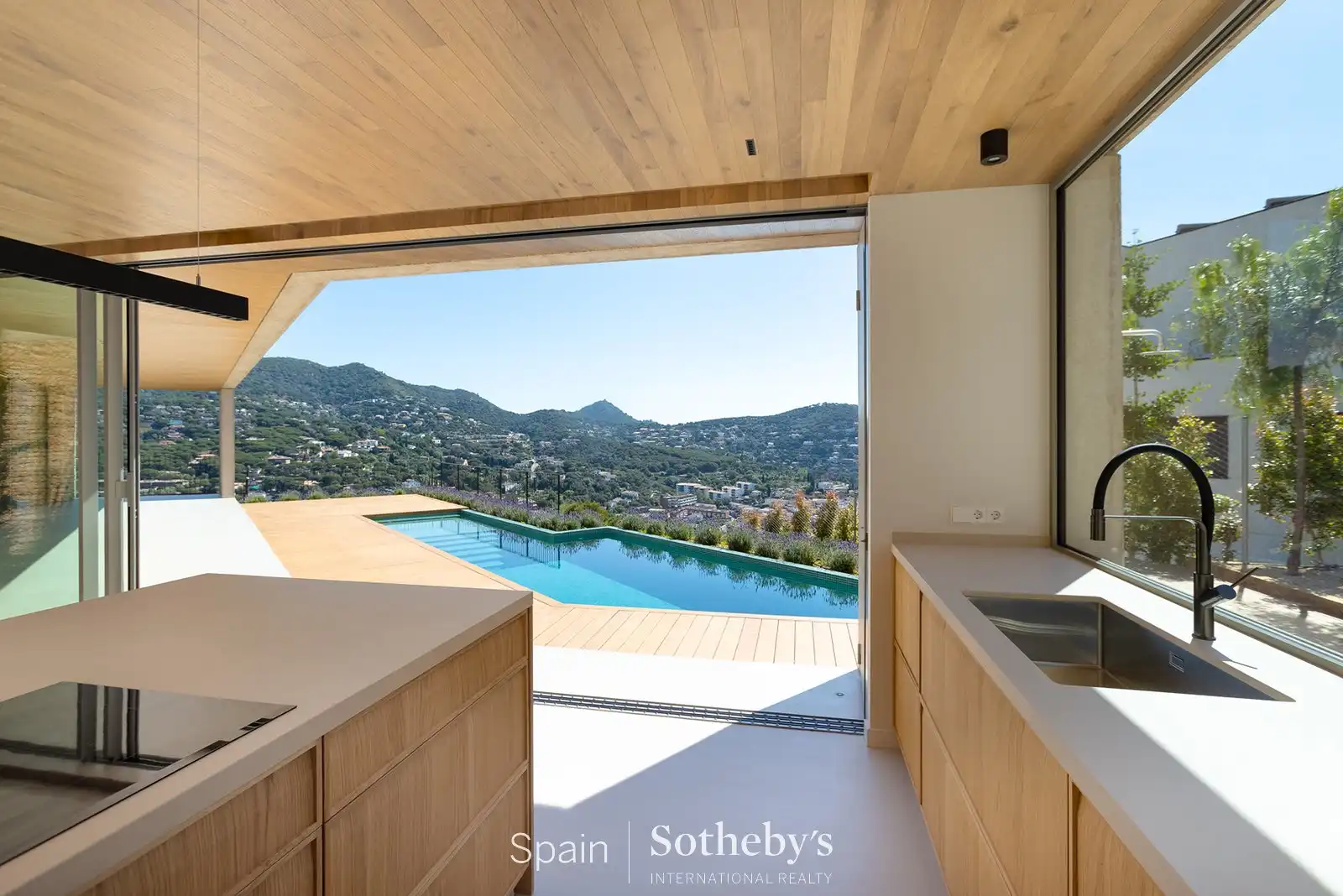 Casa amb piscina en venda a Carrer Bellesguard, imagen 23