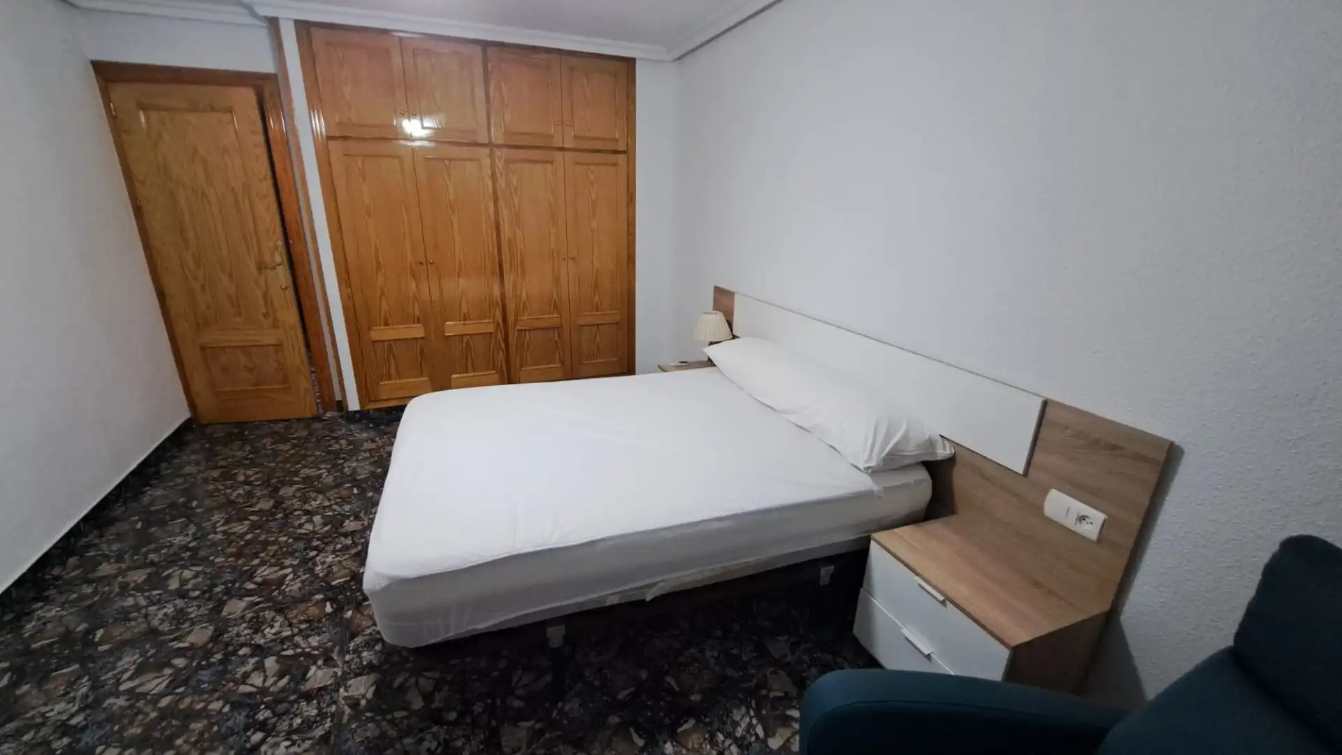 Schlafzimmer von Wohnung zur Miete in Murcia mit Heizung, Abstellraum und Möbliert