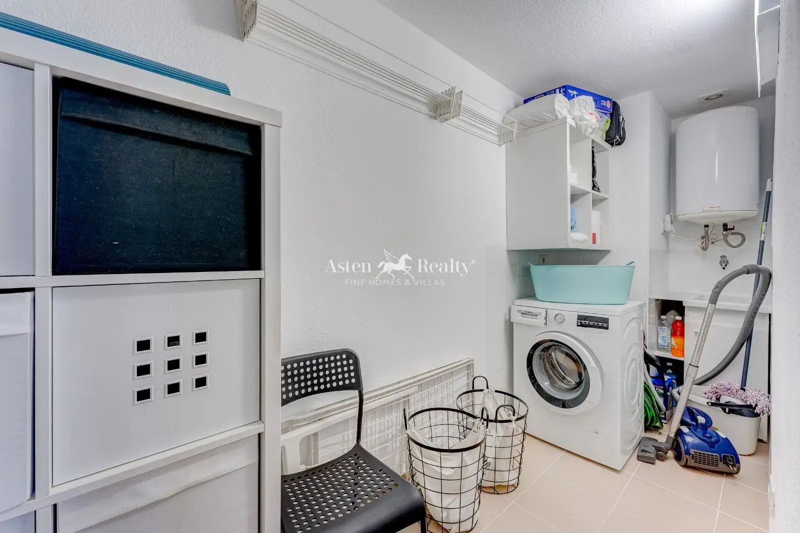 Apartments for sale in San Cristóbal de la Laguna  with Terrace, Swimming Pool and Furnished