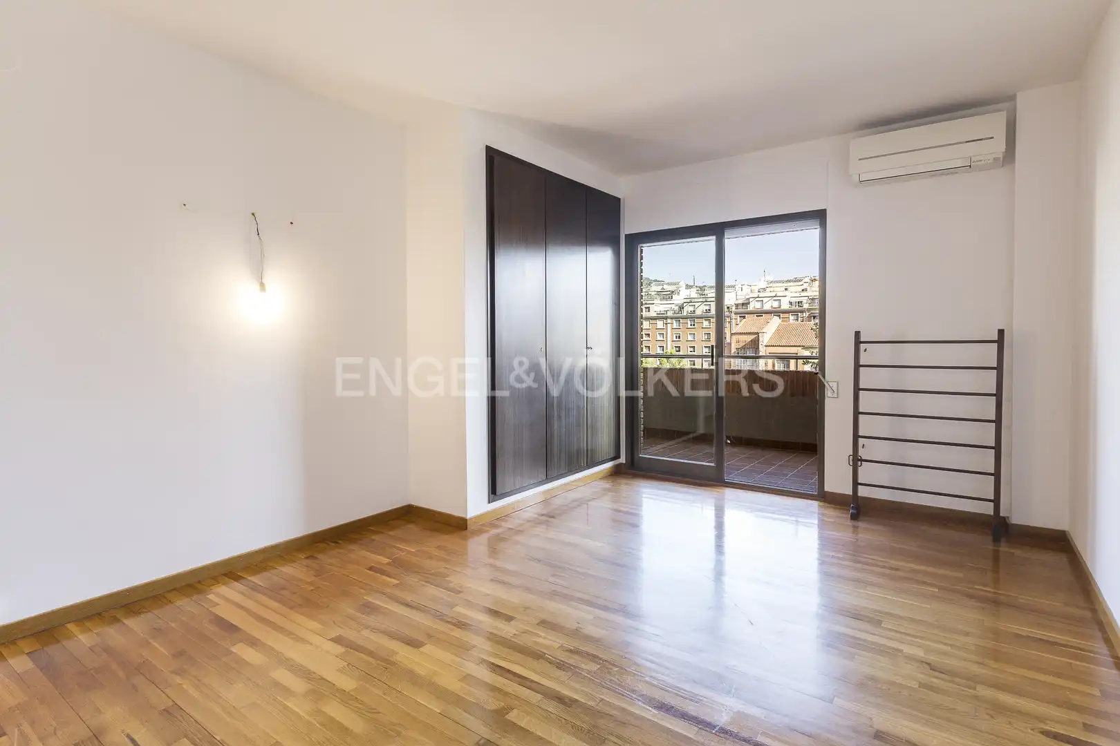 Living room of Flat for sale in Barcelona  with Air Conditioner, Heating and Private garden